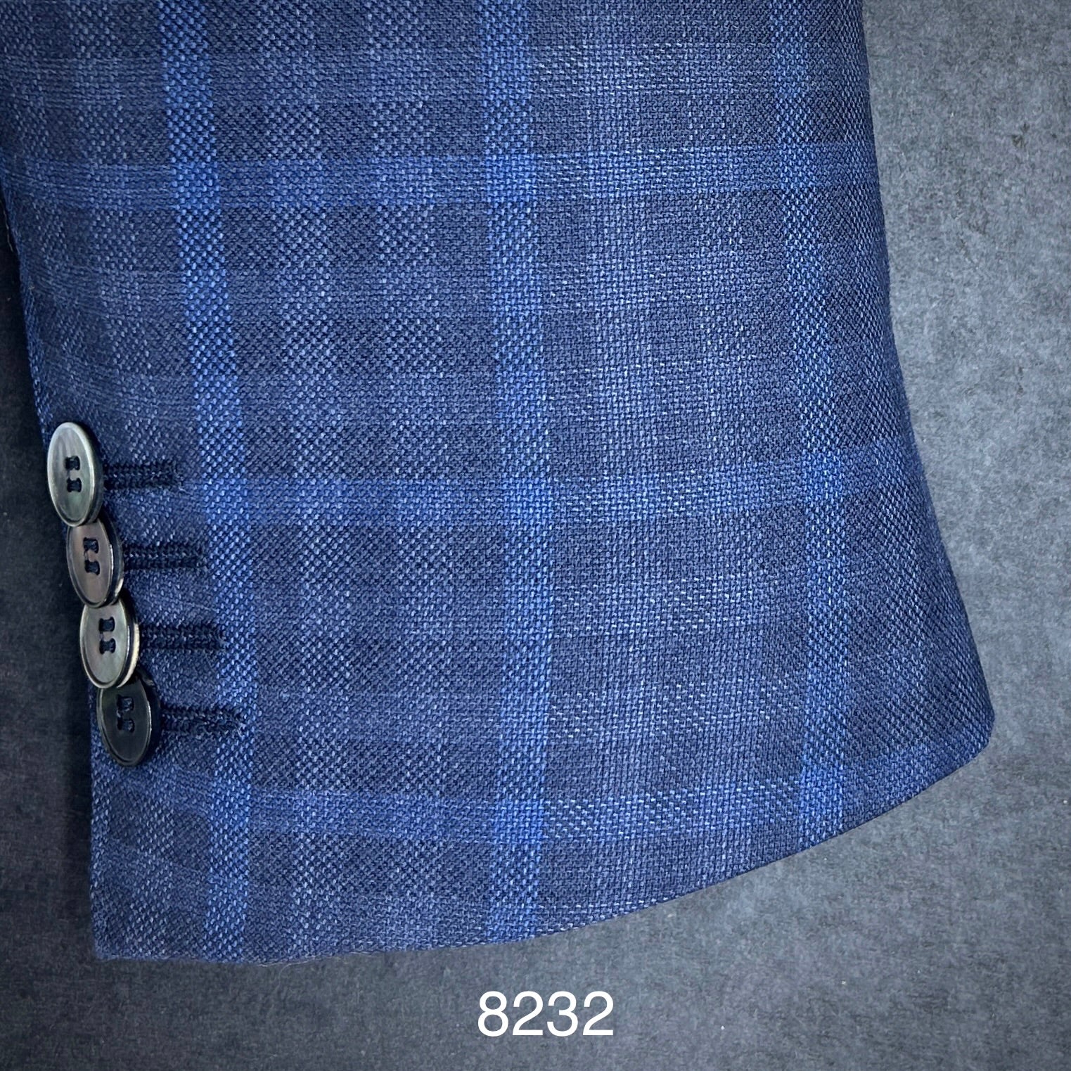 Contemporary Fit | All Wool | 8232