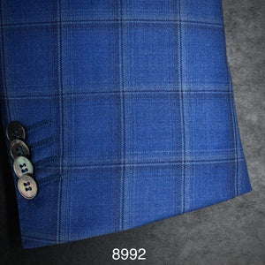 Contemporary | All Wool | 8992